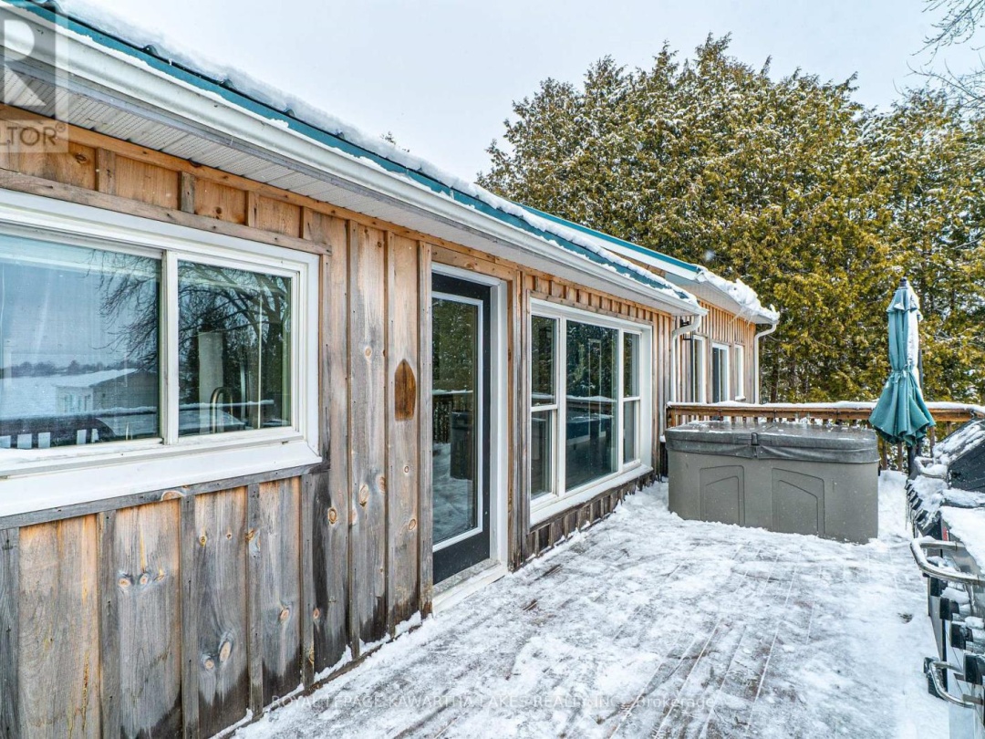 130 CRAWFORD ROAD, Canal Lake