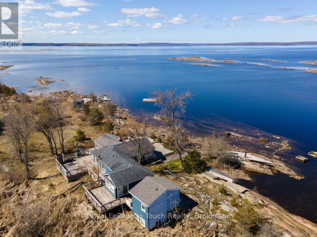 2 Island 130, Georgian Bay