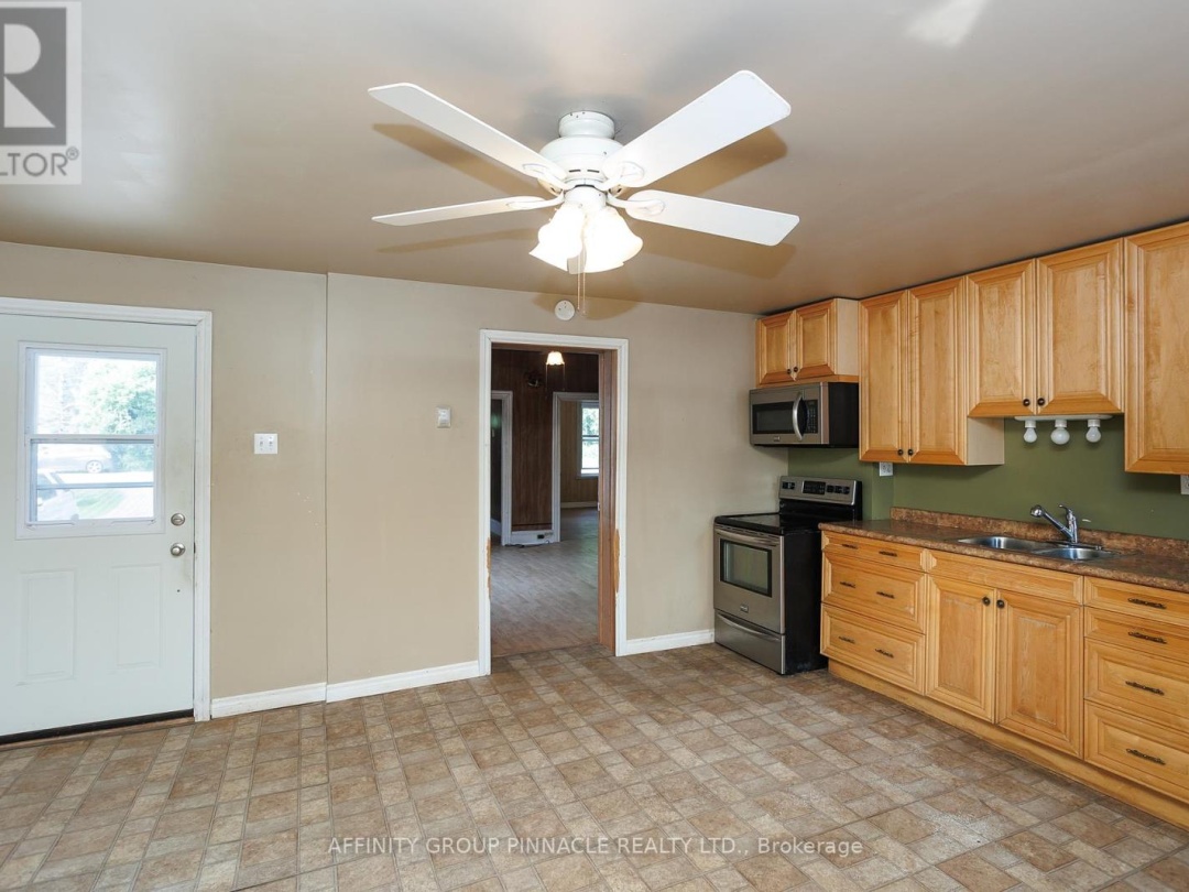 1850 VICTORIA ROAD, 