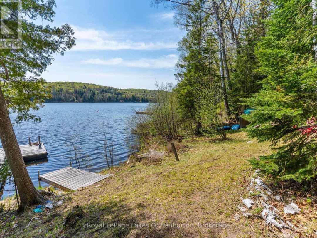 1248 Portage Road, Portage Lake