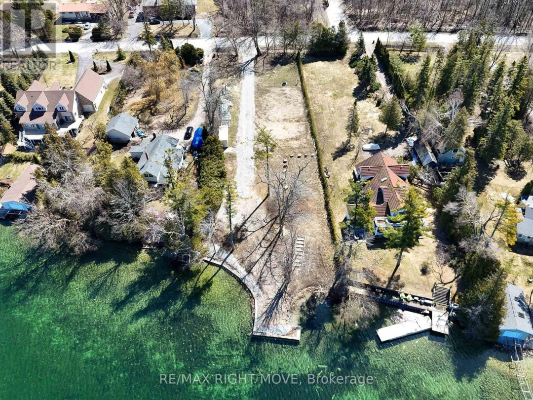 135 CREIGHTON STREET S, Lake Simcoe