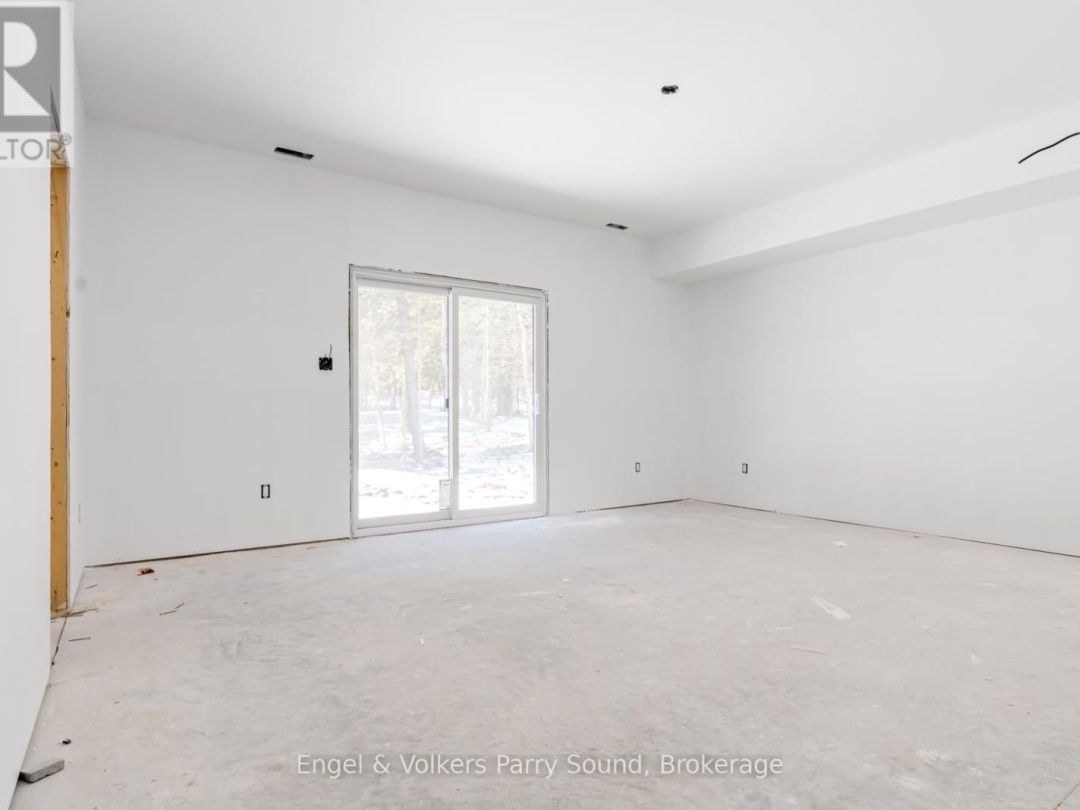 16 Lake Forest Drive, McDougall