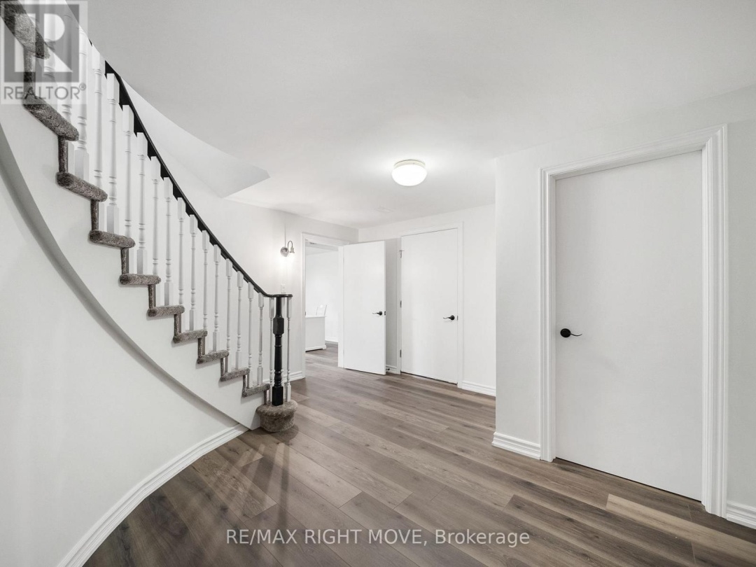 1998 VOYAGEUR CIRCLE, 