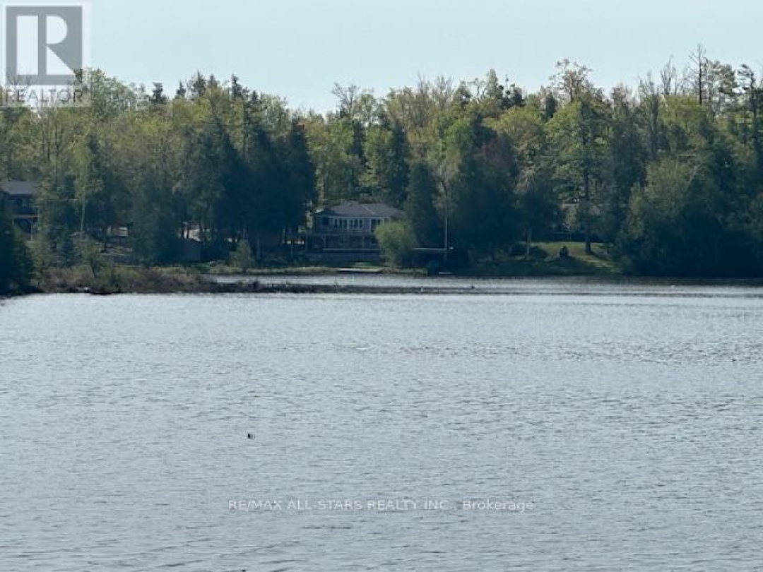 15 Manchester Trail, Sturgeon Lake