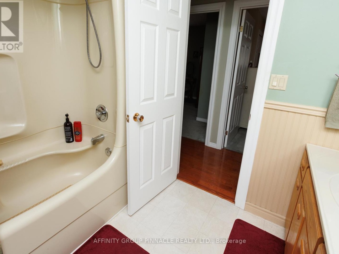 3 HEMLOCK STREET, 