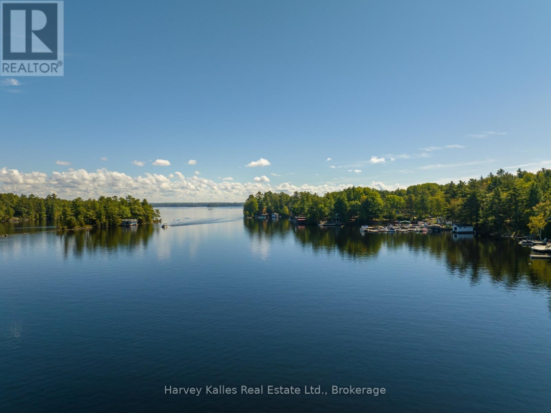 1045 LAKESHORE DRIVE, 
