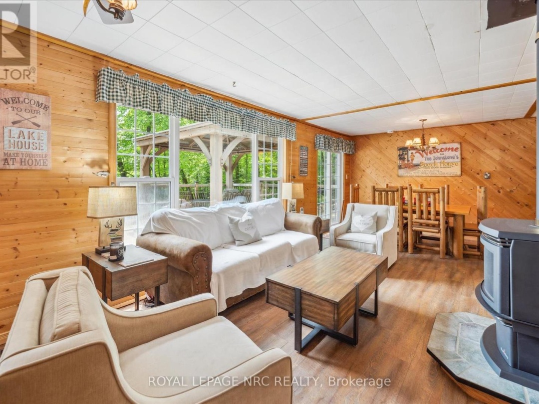 283 Salmon Lake Road N, Salmon Lake