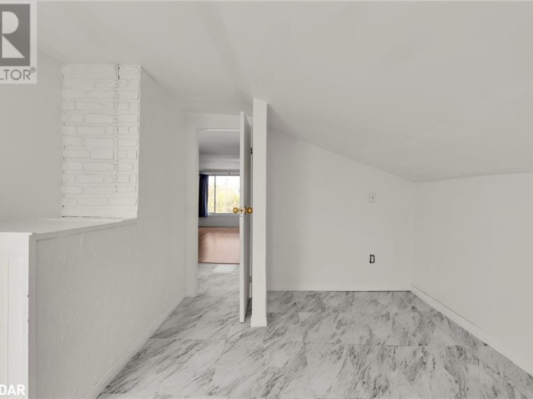 3 COURTLAND Street, 