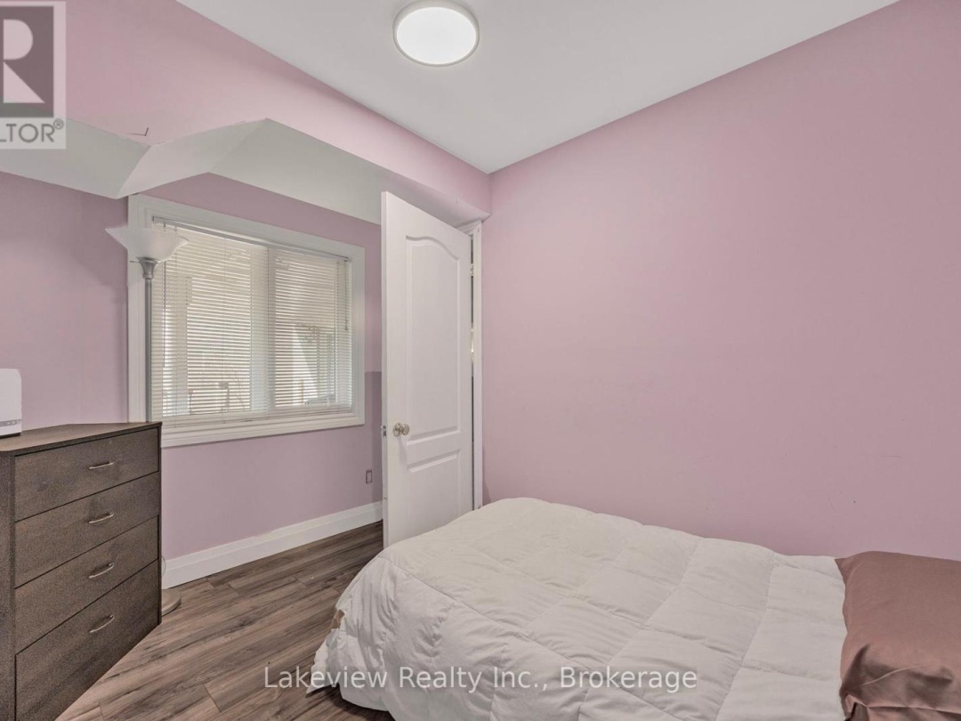 31 CLEOPATRA COURT, 