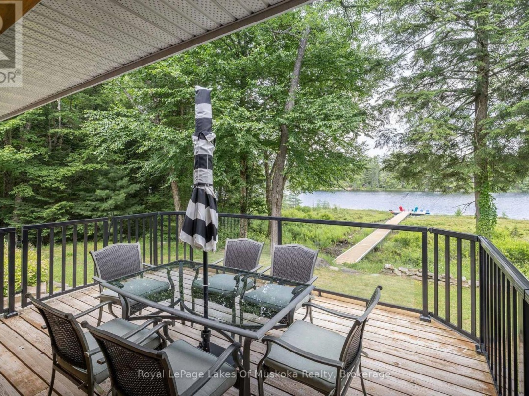 1420 Limberlost Road, Pell Lake