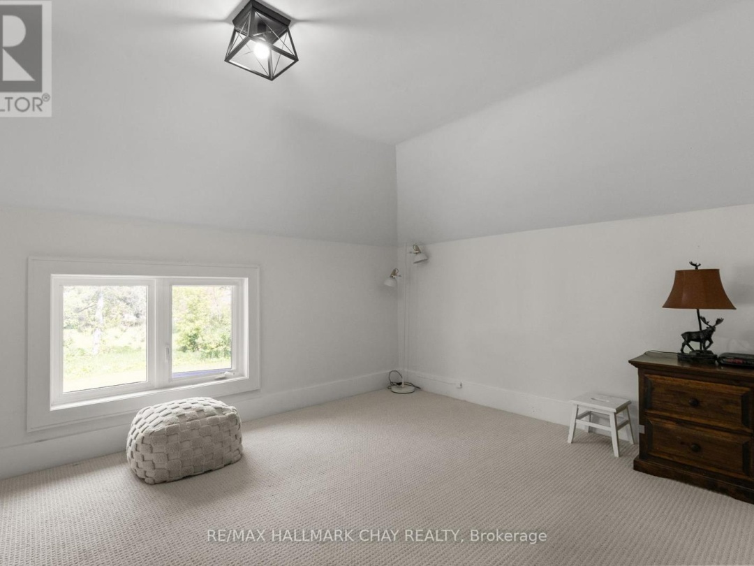 1866 WARMINSTER SIDE ROAD, 