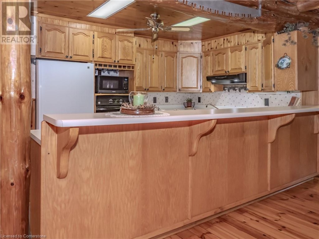 1696 HIGHWAY 118 E, 