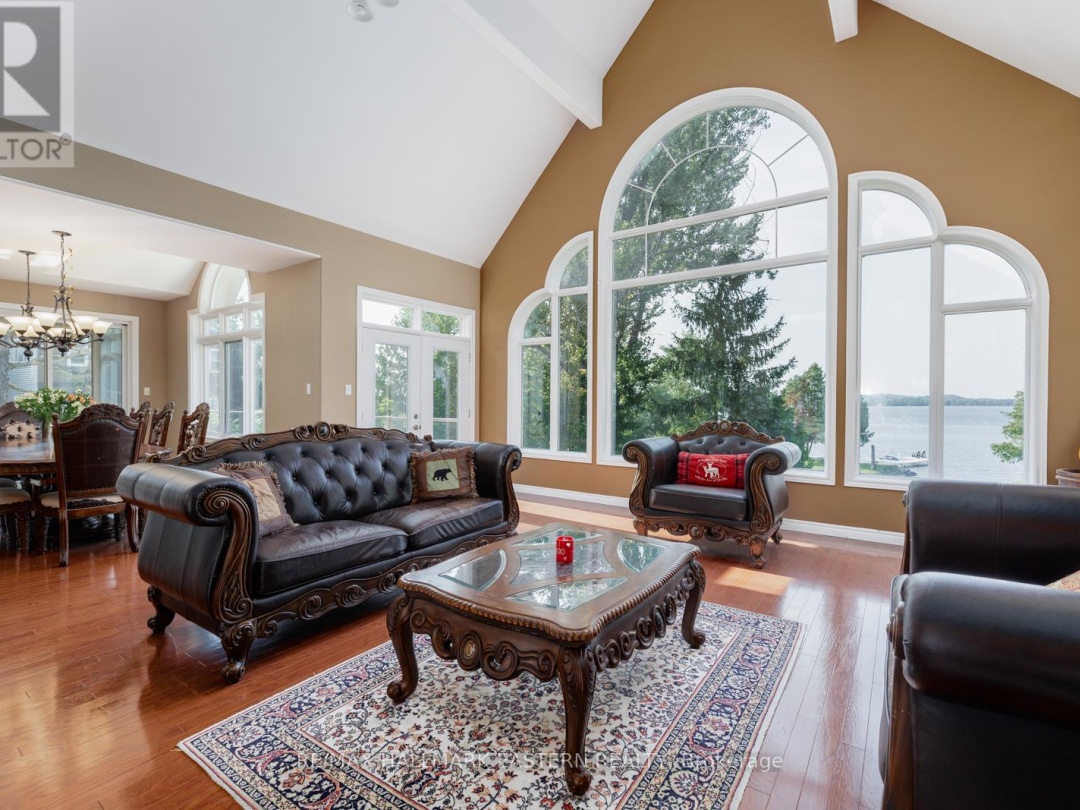 10 EARL KENNEDY ROAD, Sturgeon Lake