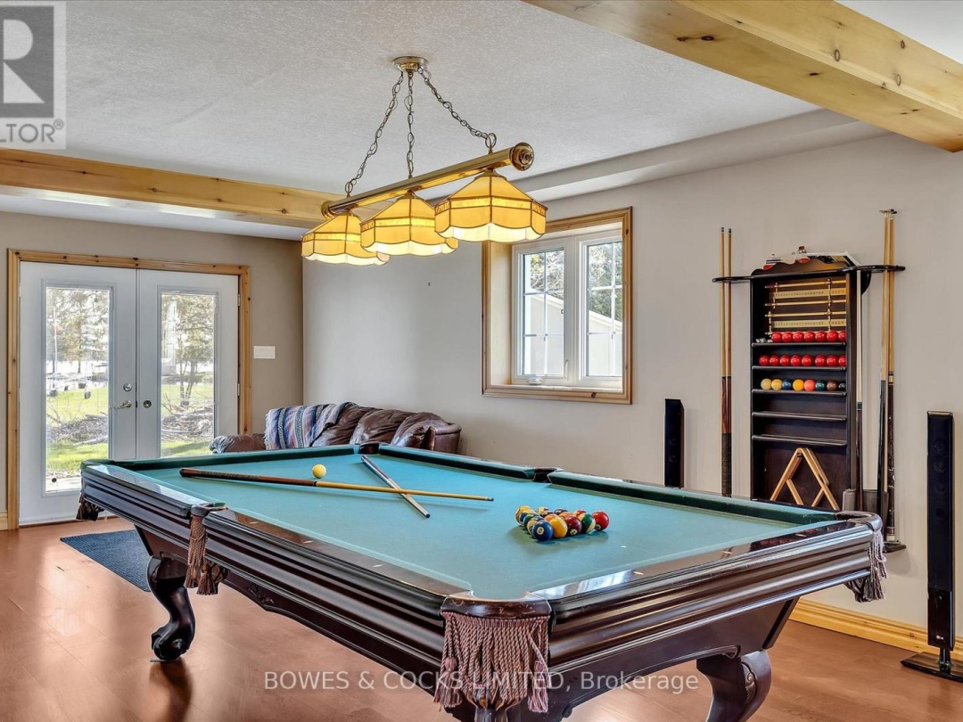 240 Lakeshore Drive, Pigeon Lake