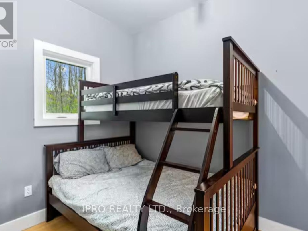39 Long Point Road, Georgian Bay