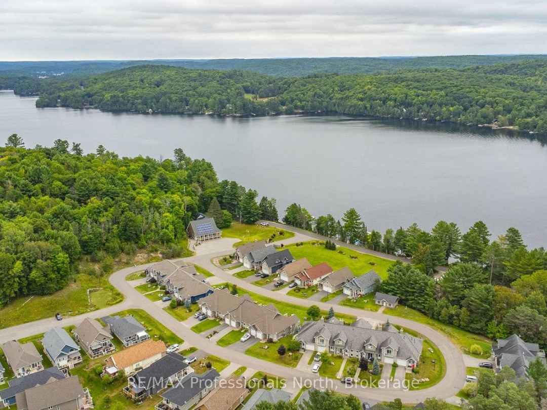 46 Webb Circle, Kashagawigamog Lake