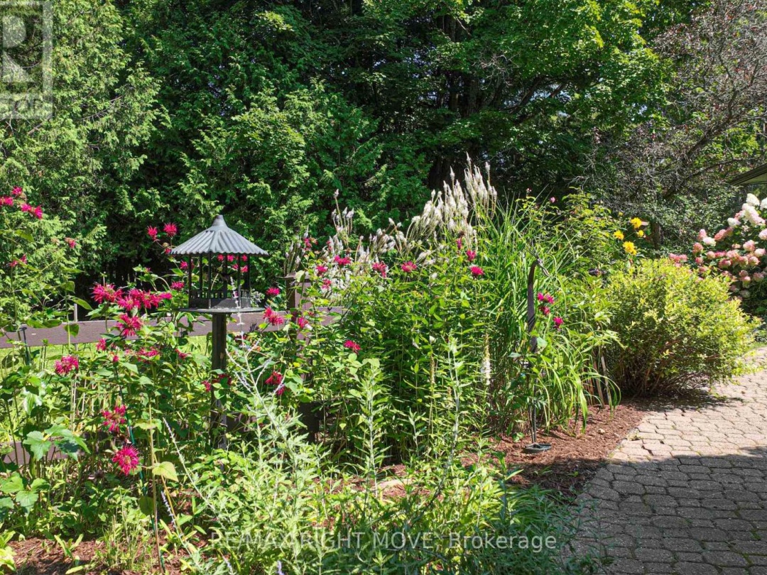 1613 Mt. St. Louis Road E, Oro-Medonte