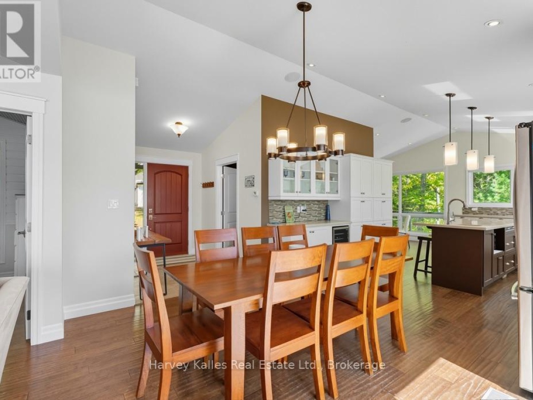 27 LIZZIE'S LANE, 