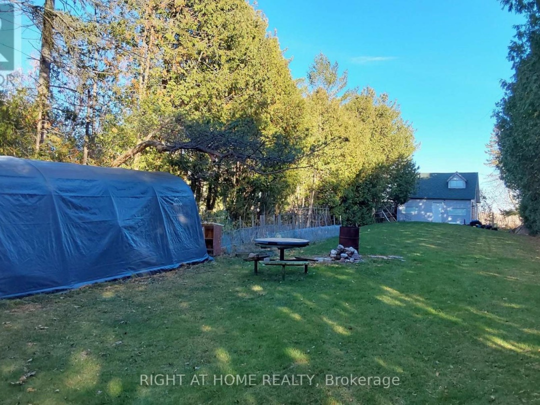 2323 Lakeshore Drive, Lake Simcoe