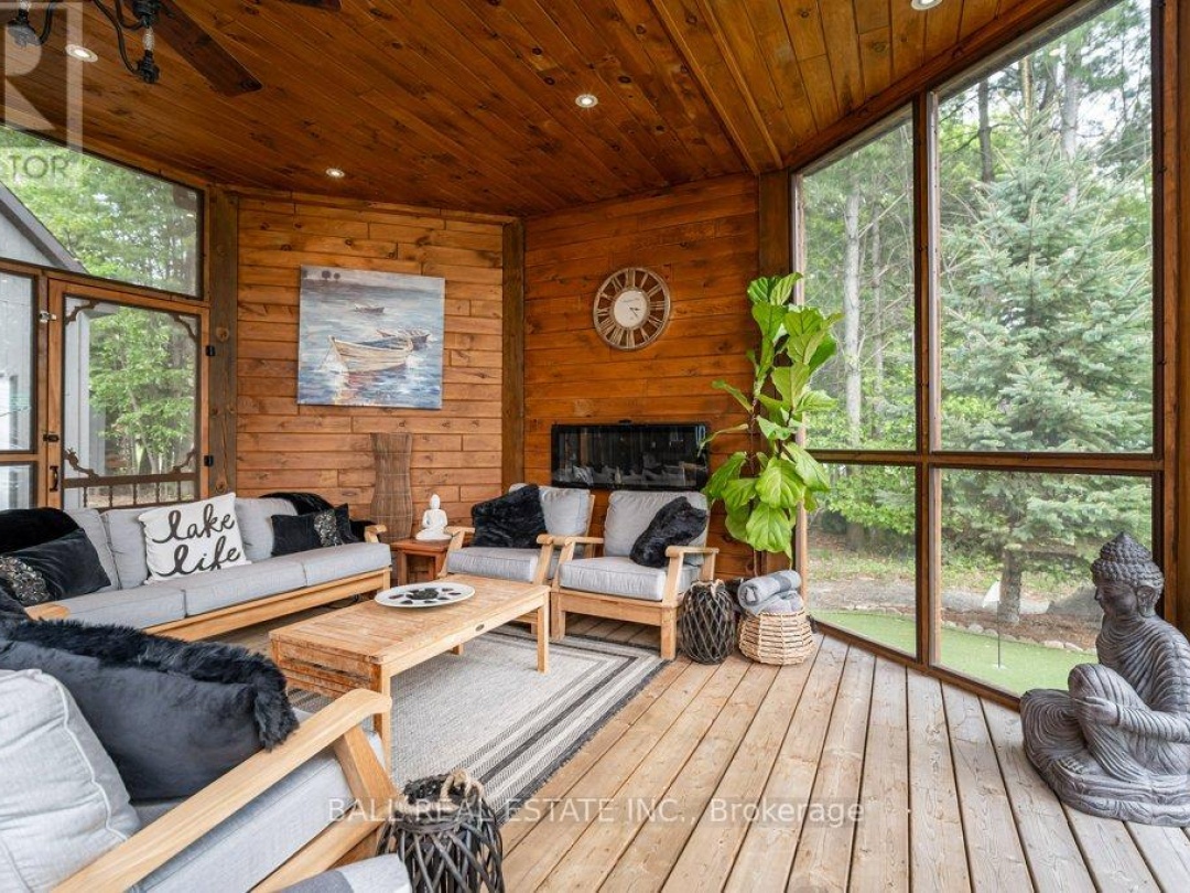 1856 Blueberry Trail, Drag Lake