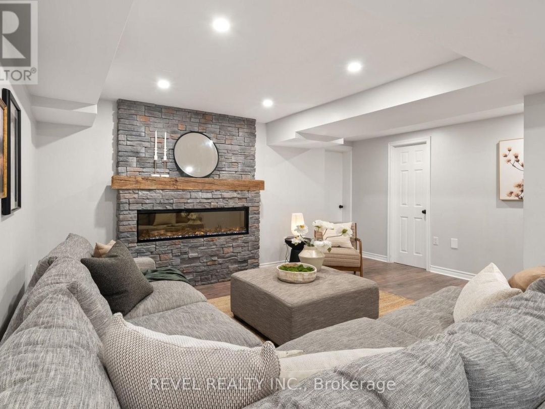 149 LAKEBREEZE ROAD, 