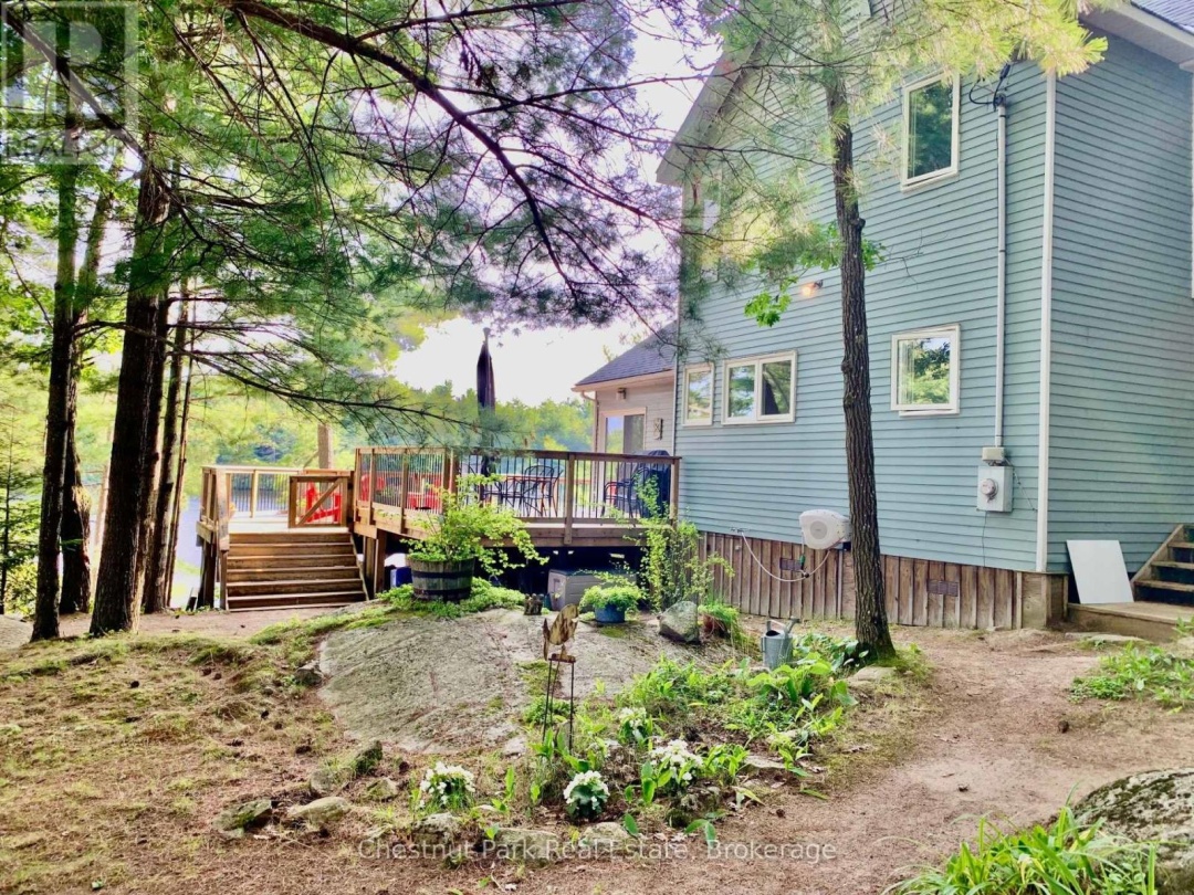 1049 Route 11 Road E, Kahshe Lake
