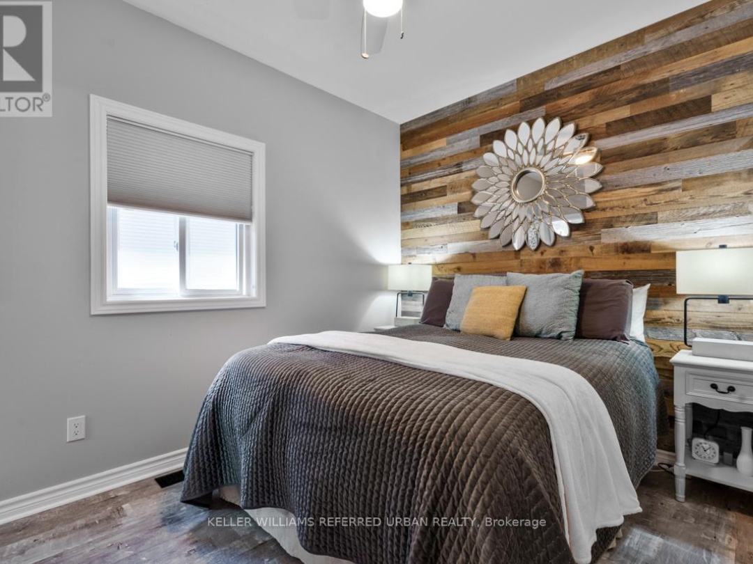 210 Morrison Avenue, Lake Simcoe