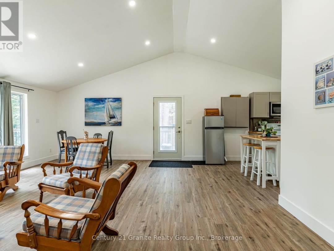 86 BOYCE TRAIL, 