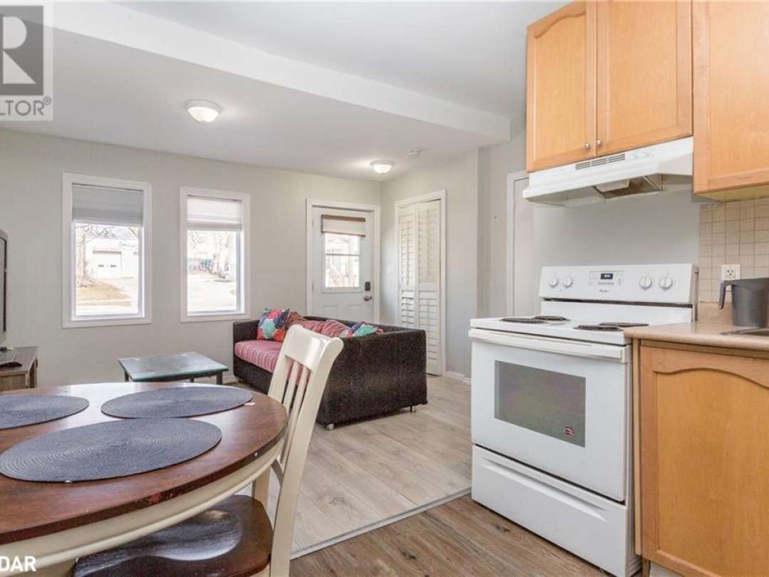 23 Elgin Street, Orillia