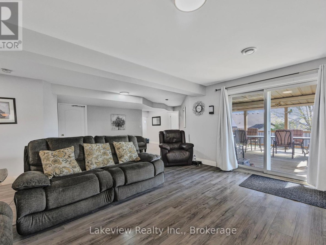 31 CLEOPATRA COURT, Orillia