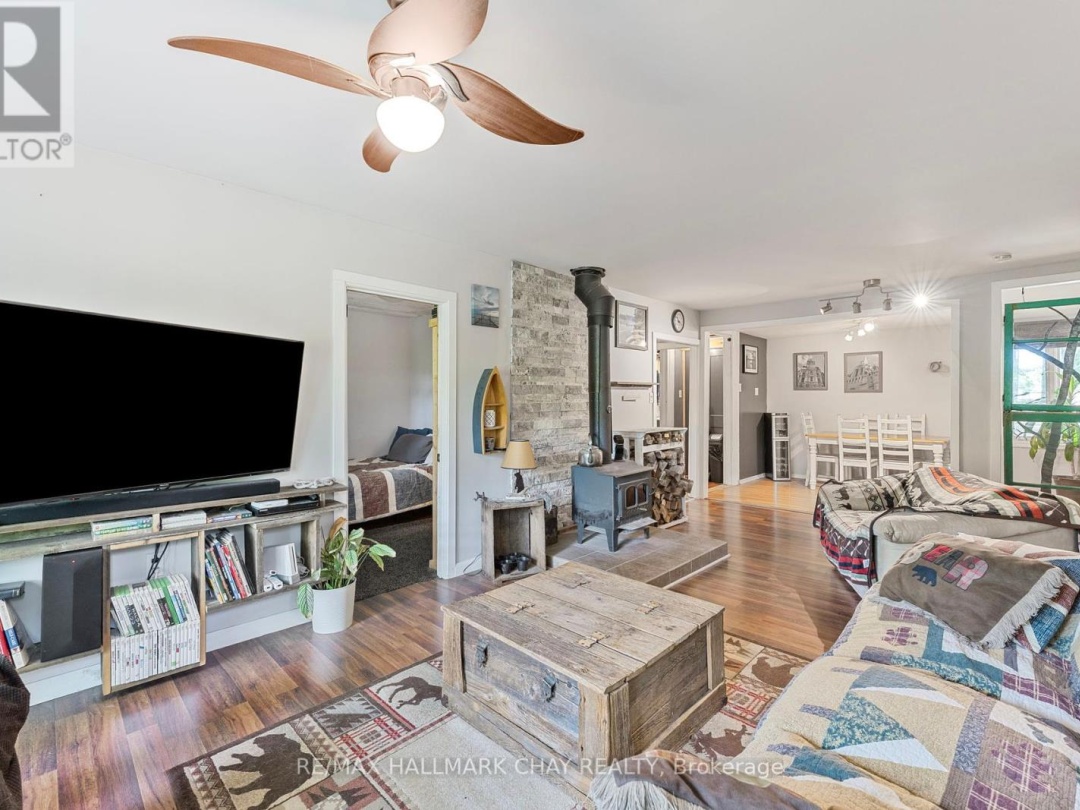 4310 Canal Road, Severn Lake