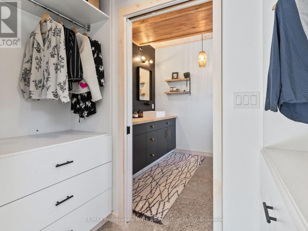 1592 BUCKSLIDE ROAD, 