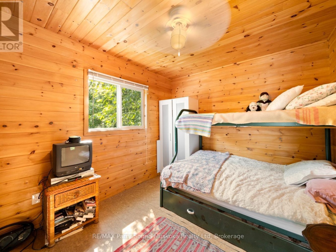 58 Deerfield Road, Manitouwabing Lake