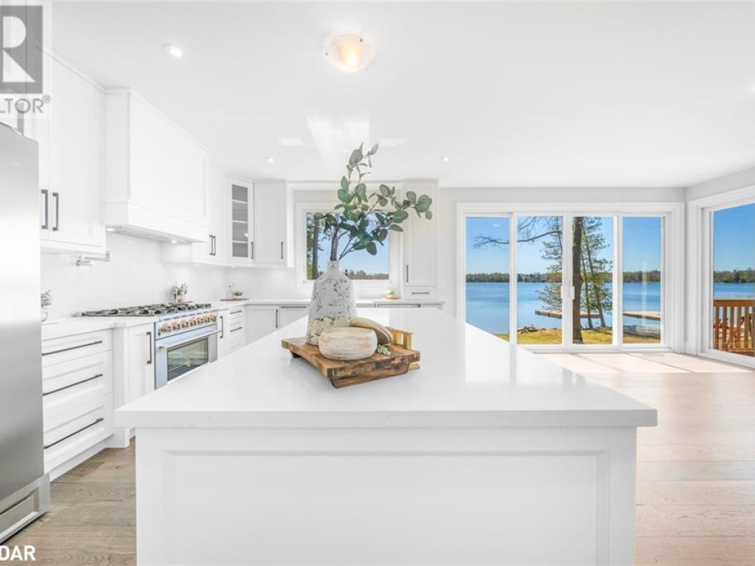3331 ST GEORGE Boulevard, St. George Lake