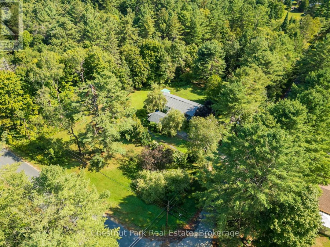 1047 NAISMITH ROAD E, 