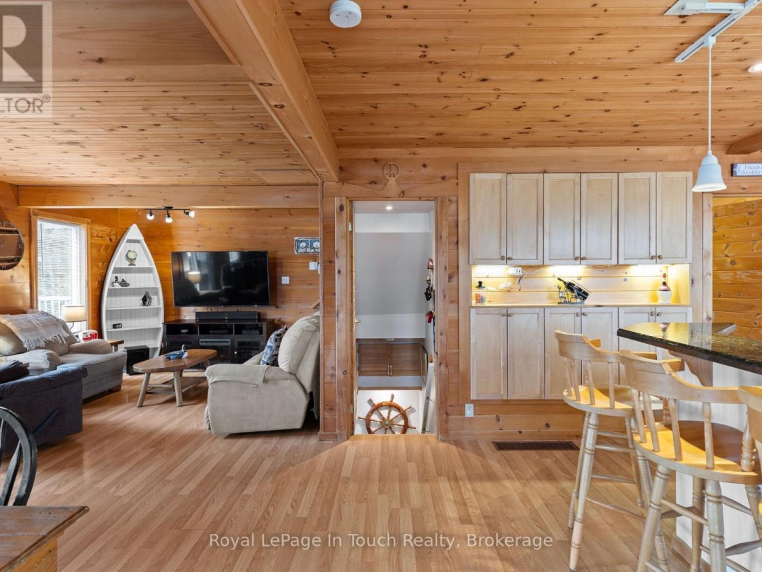 1472 Otter Point Road, Gloucester Pool