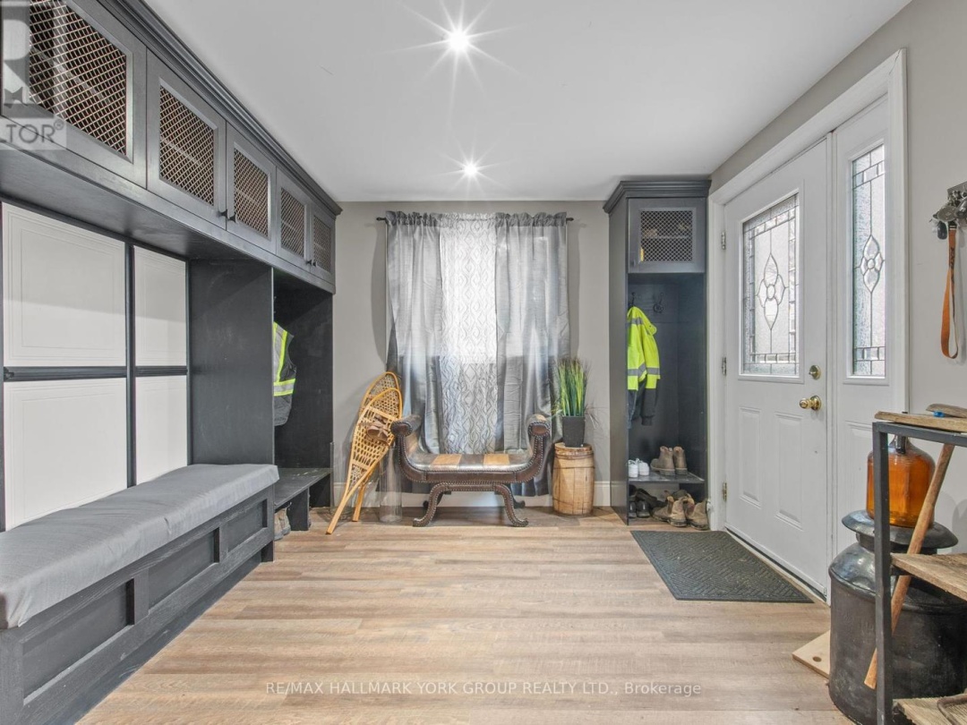 24115 Thorah Park Boulevard, Lake Simcoe
