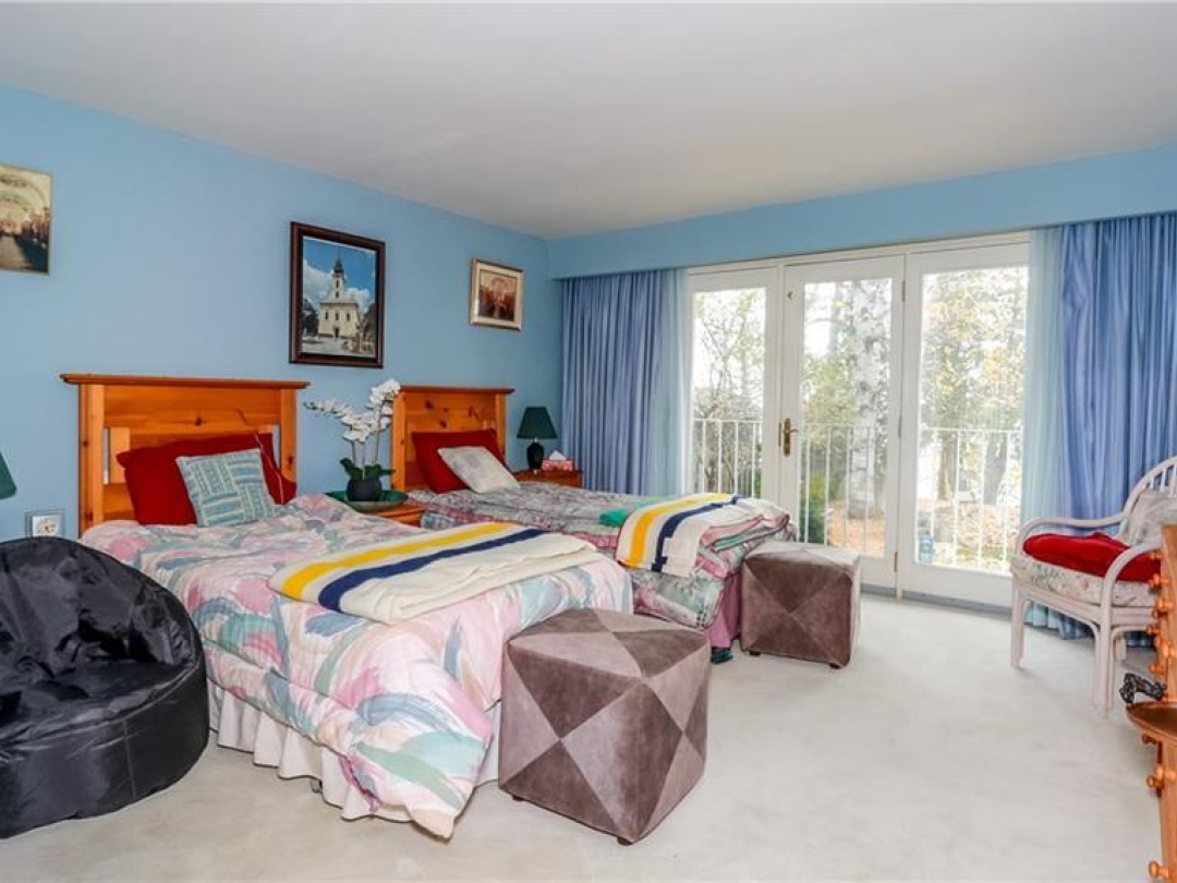 155 PARKSIDE DR Drive, Lake Simcoe