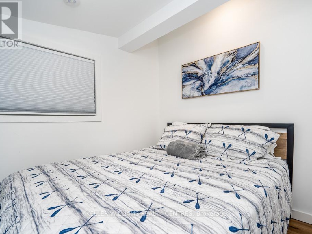 6 CURRIE LANE, 
