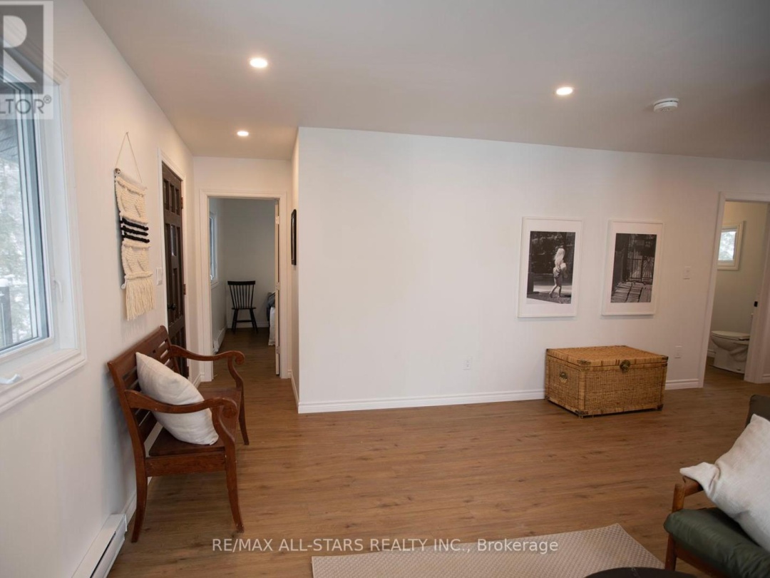 1008 Rolland Drive, Little Kennisis Lake