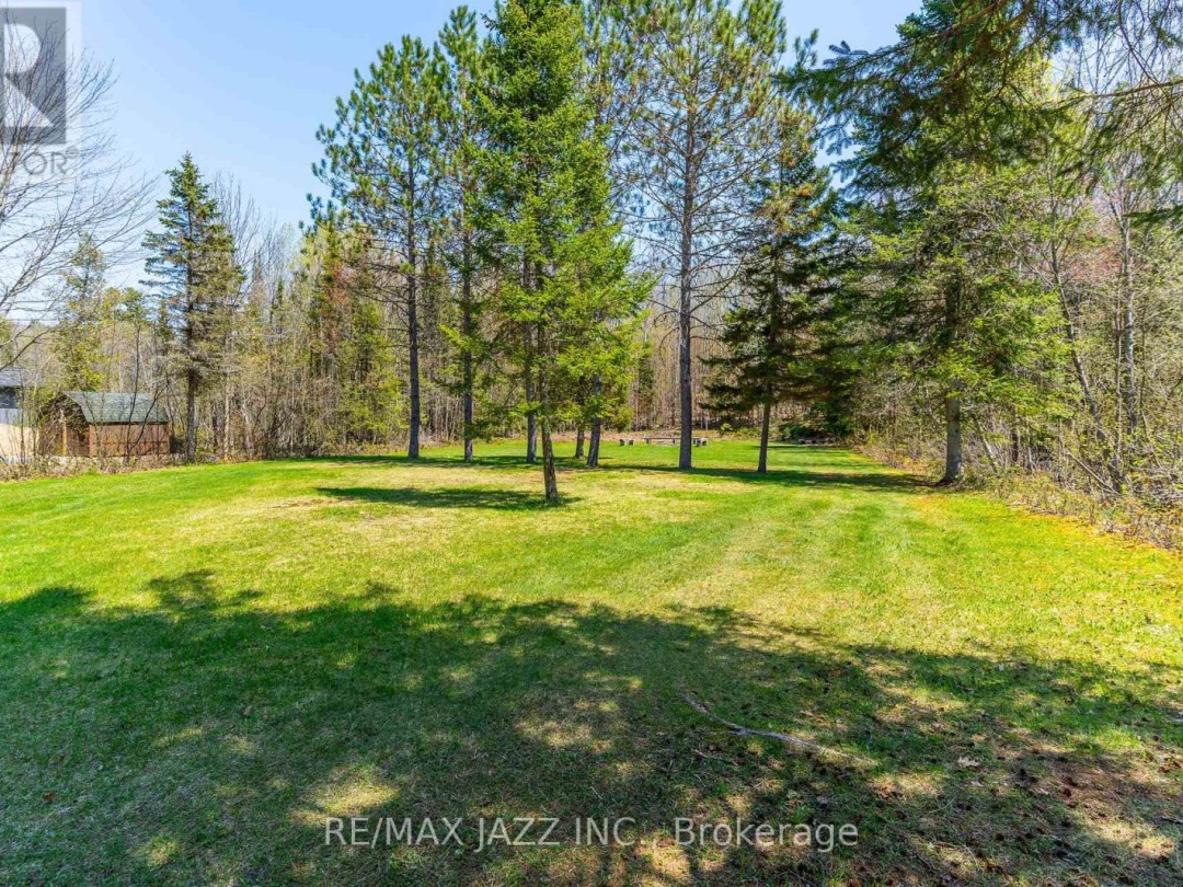 1092 Briscoe Drive, Kushog Lake