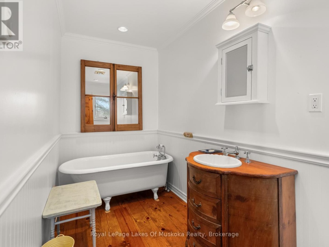 928 Jones Lane, Fairy Lake
