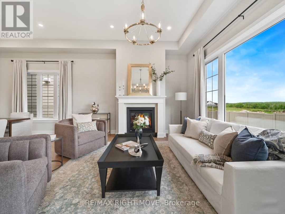 3192 ORION BOULEVARD, Orillia