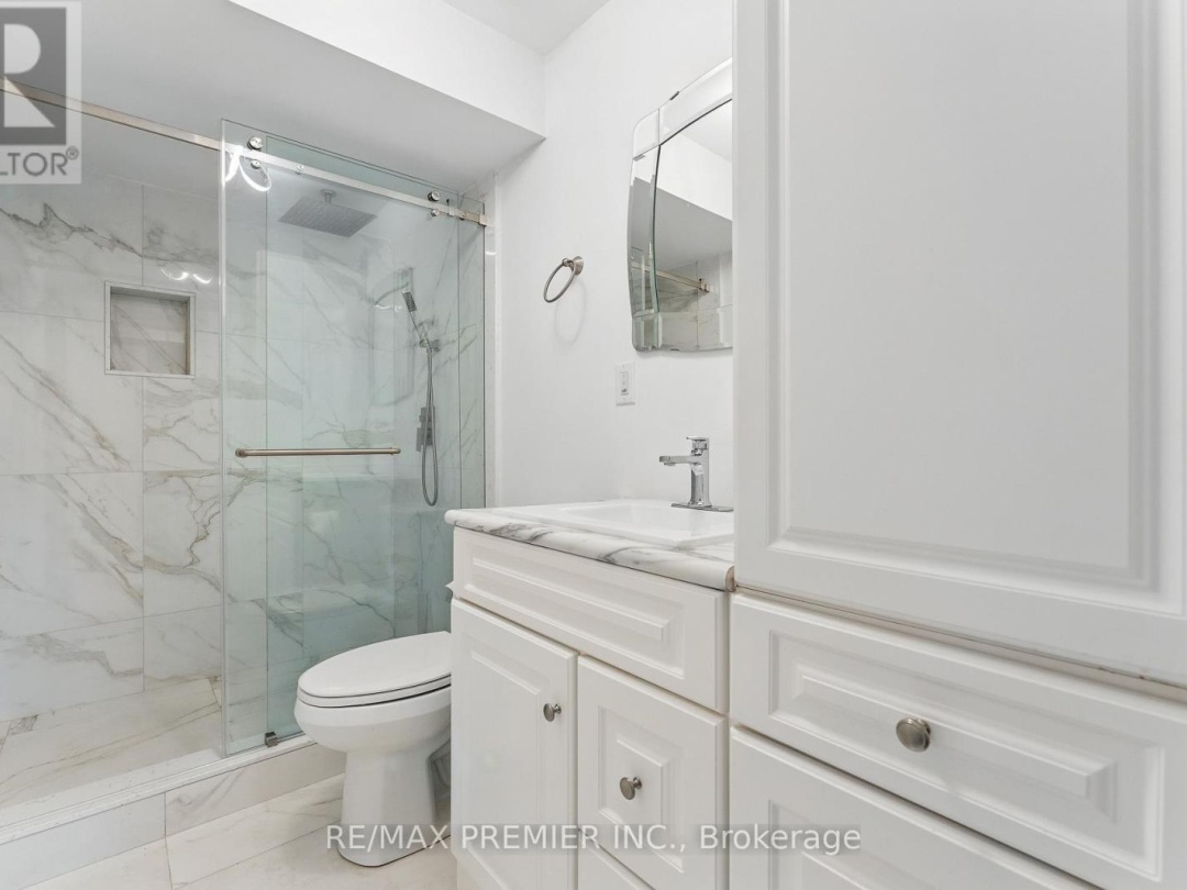 2441 LAKESHORE DRIVE, 