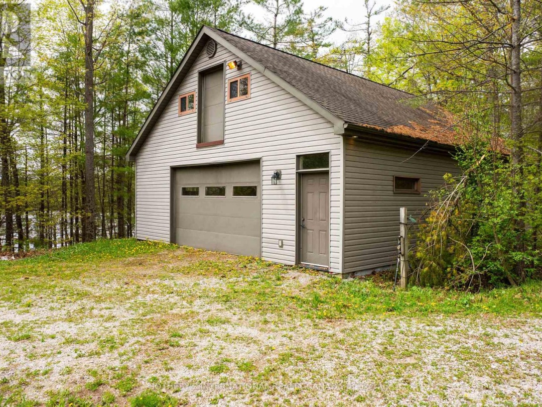 1074 COOKS ROAD, 
