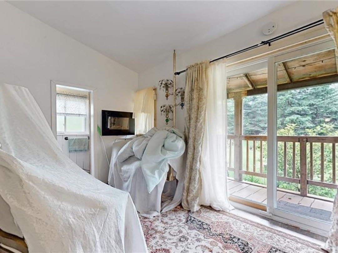 2808 Gelert Road, Minden Hills