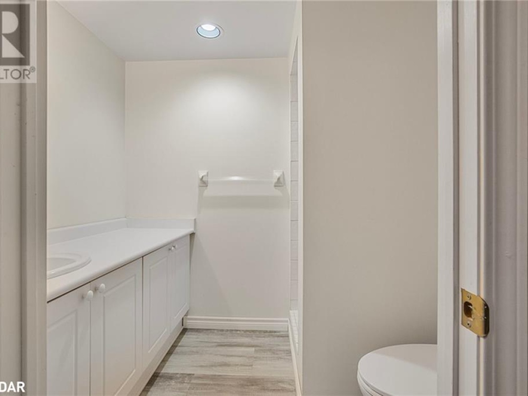 107 Bond Street Unit# 303, Orillia