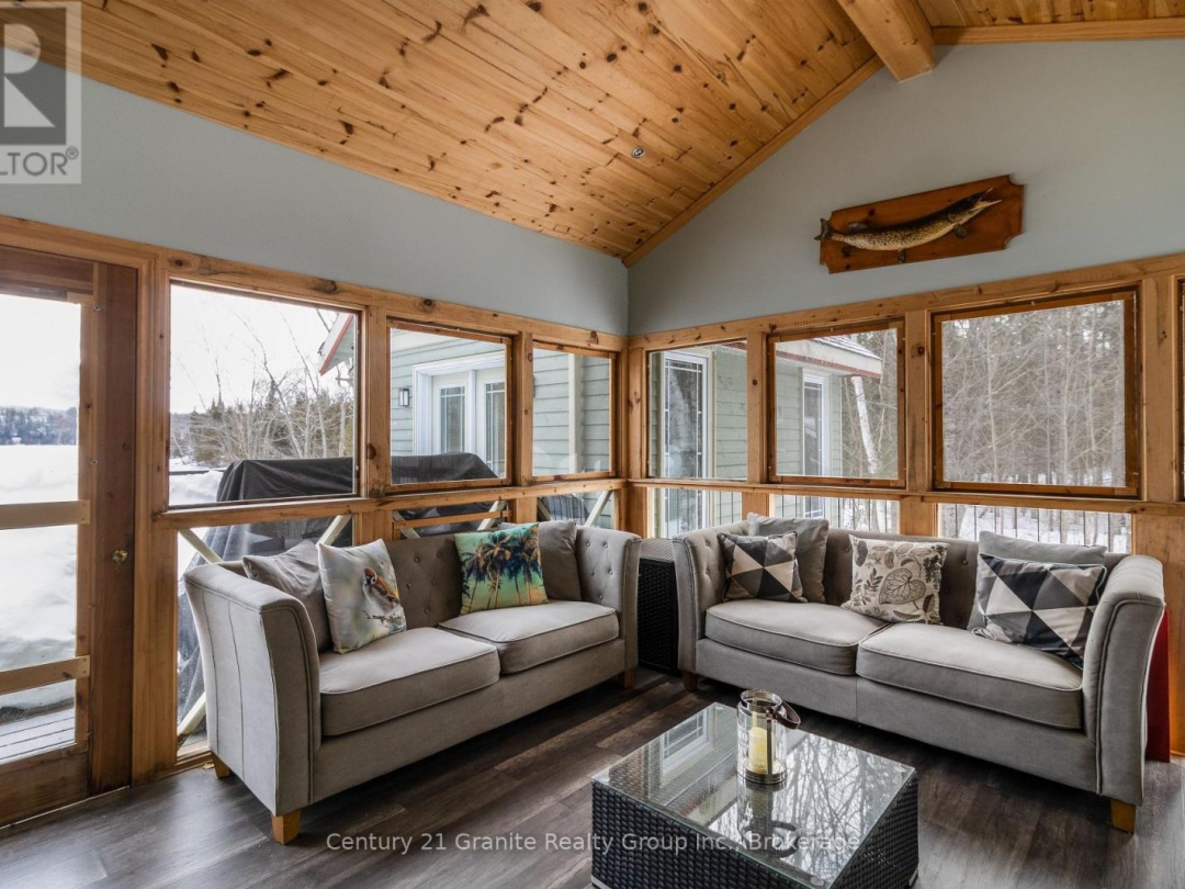 1047 Bonis Lane, Mountain Lake
