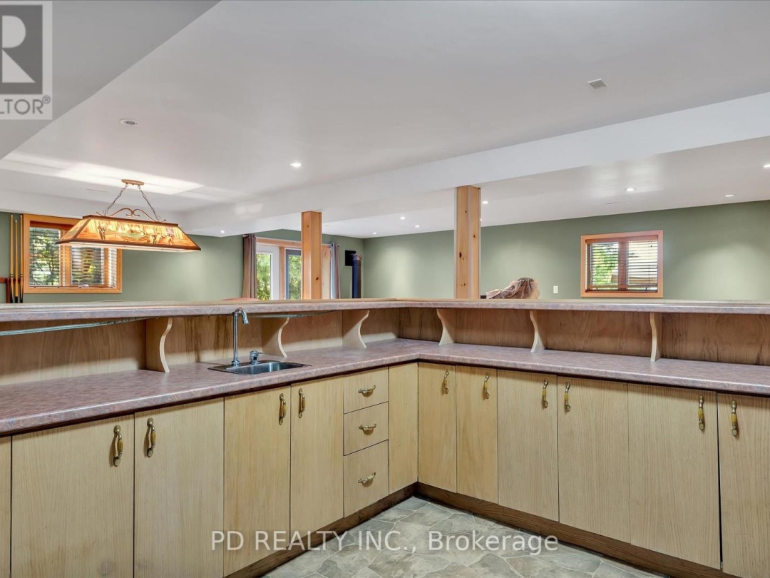 48 Sturgeon Glen Road, Sturgeon Lake