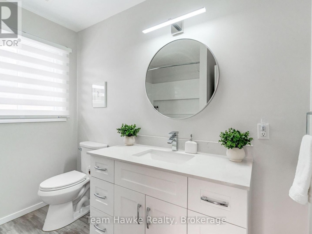 264 KINGFISHER AVENUE, 